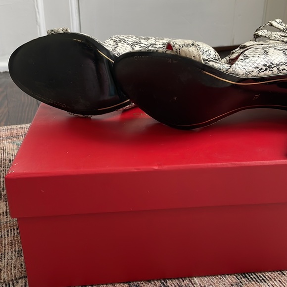 Charles Jourdan Snakeskin Heels - Picture 4 of 7